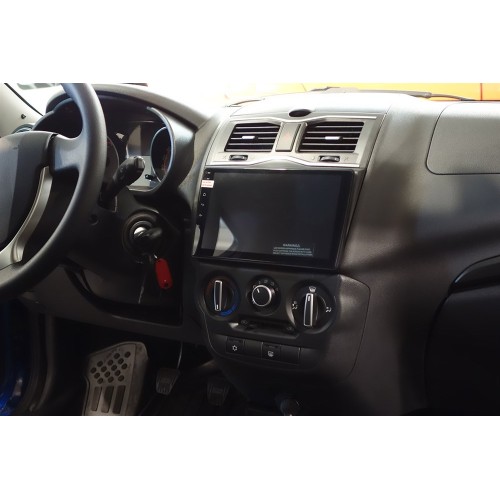 Штатная магнитола INCAR DTA-6302 для Lada Granta 2018-2025 на Android 10