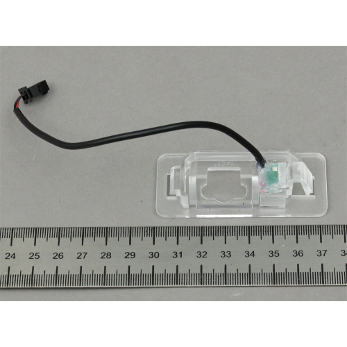 Плафон для камеры cam-064 для BMW 3 E46 E90 F30 (98-16), 5 E39 E60 F10 (95-16), 7 E38 E65 F01 (94-15), X1 E84 F48 (09-17), X3 E83 F25 (03-17), X5 E53 E70 (99-13), X6 E71 (07-14)