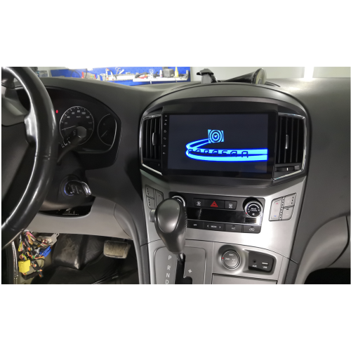 Штатная магнитола Parafar для Hyundai H1 / Starex 2016+ на Android 10.0 (PF586LTX)