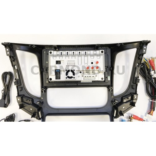 Магнитола Farcar XH1198R (S400) (6/128ГБ) для Mitsubishi Pajero Sport 2015-2021 на Android 10.0
