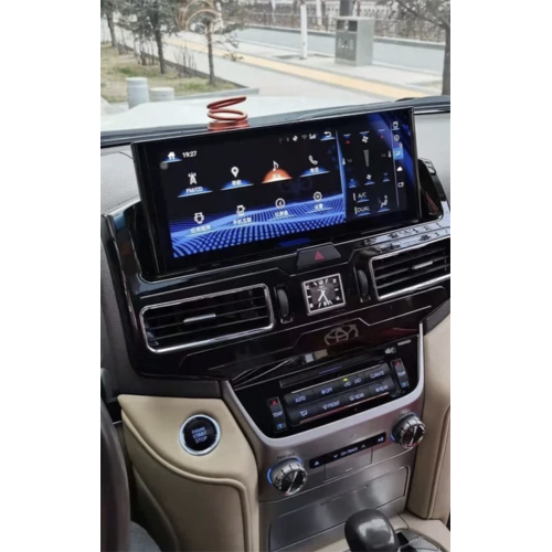 Штатная магнитола CarMedia MRW-3923 для Toyota Land Cruiser 200 2015-2021 + top на Android 10.0