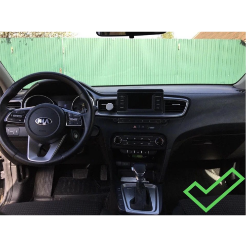 Штатная магнитола Wide Media LC9662ON-2/32 для Kia Ceed III 2018-2024 на Android 8.0