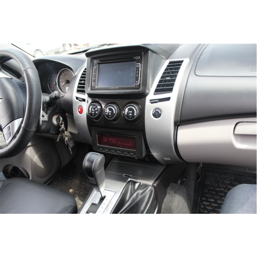 Автомагнитола Wide Media LC9057ON-2/32 для Mitsubishi Pajero Sport II, L200 IV 2006-2015 (для авто без Navi) на Android 8.0