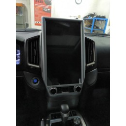 CarMedia ZF-1829L-Q6 Tesla-Style для Toyota Land Cruiser 200 2015-2021 на Android 11.0