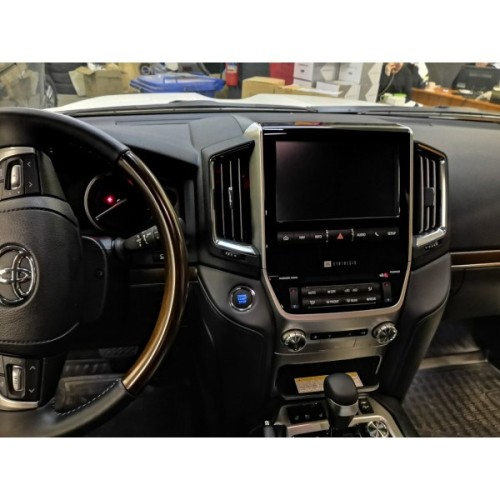 Штатная магнитола Parafar для Toyota Land Cruiser 200 2015-2021 на Android 9.0 (PF567T13)