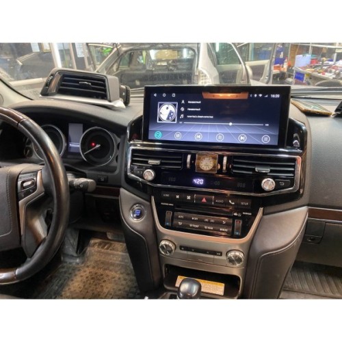 Штатная магнитола Parafar для Toyota Land Cruiser 200 2015-2021 в стиле Lexus (5.7L VXR, 360, JBL) на Android 12.0 (PF567L12)