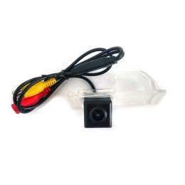 Камера заднего вида LeTrun Chevrolet Aveo 2012+ / Cruze 2013+ Hatchback - Opel Mokka 2012+