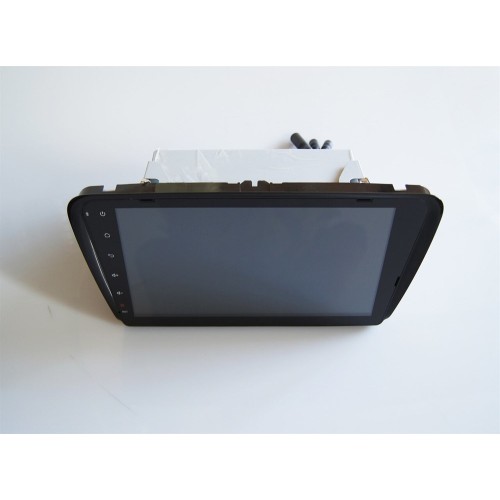 Штатная магнитола CarMedia QR-1019 для Skoda Octavia III (A7) 2013-2018 на Android 6.0
