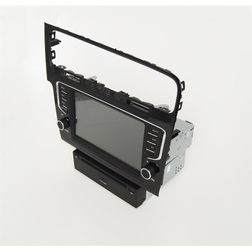 Штатная магнитола CarMedia QR-8043-b для Volkswagen Golf 7 2013-2015 (черный глянец) на Android 6.0