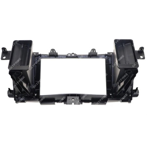 Штатная магнитола CarMedia SF-9222-U для Nissan Patrol 2014-2019 high на Android 12.0