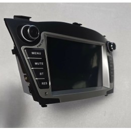 Автомагнитола CarMedia MKD-7093-A7 для Hyundai ix35 2009-2015 на Android 14.0