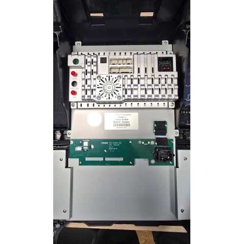 Штатная магнитола CarMedia NH-1302 для Land Rover Freelander II 2006-2012 на Android 10.0