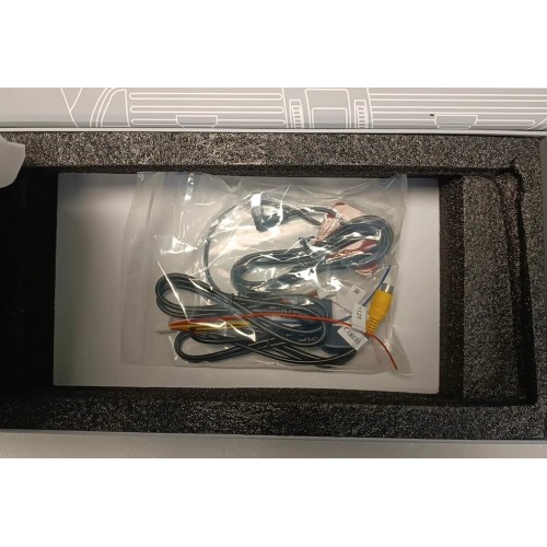 CarMedia KP-T1207-2-FW-HP-HU123LE-6128-UH для Toyota Land Cruiser 200 2015-2021 top на Android 12.0