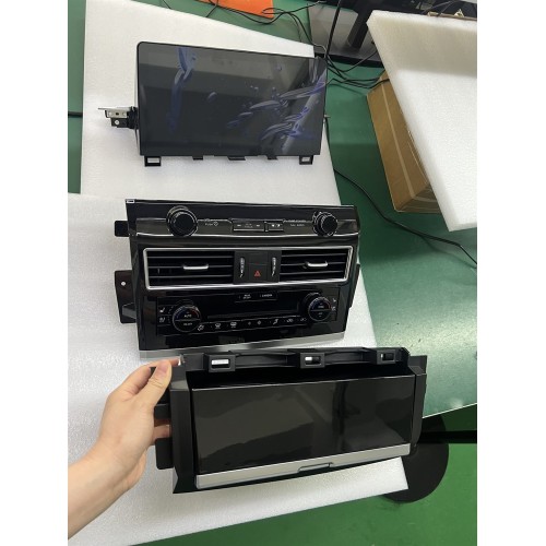 Штатная магнитола CarMedia ZH-N1401 для Infiniti QX80 / QX56 2010-2024 на Android 12.0