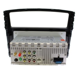 Штатная магнитола Wide Media WM-CF3046NC для Mitsubishi Pajero IV 2006-2017 Android 7